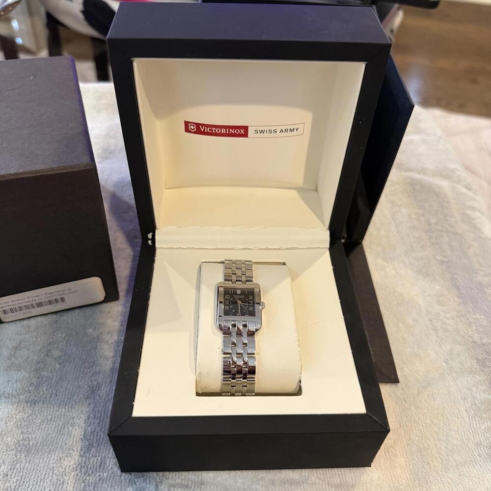 Victorinox Swiss Army Stainless Steel Watch in Original Box